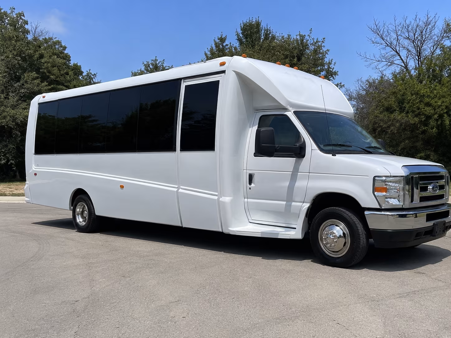 bachelor bachelorette party bus rental