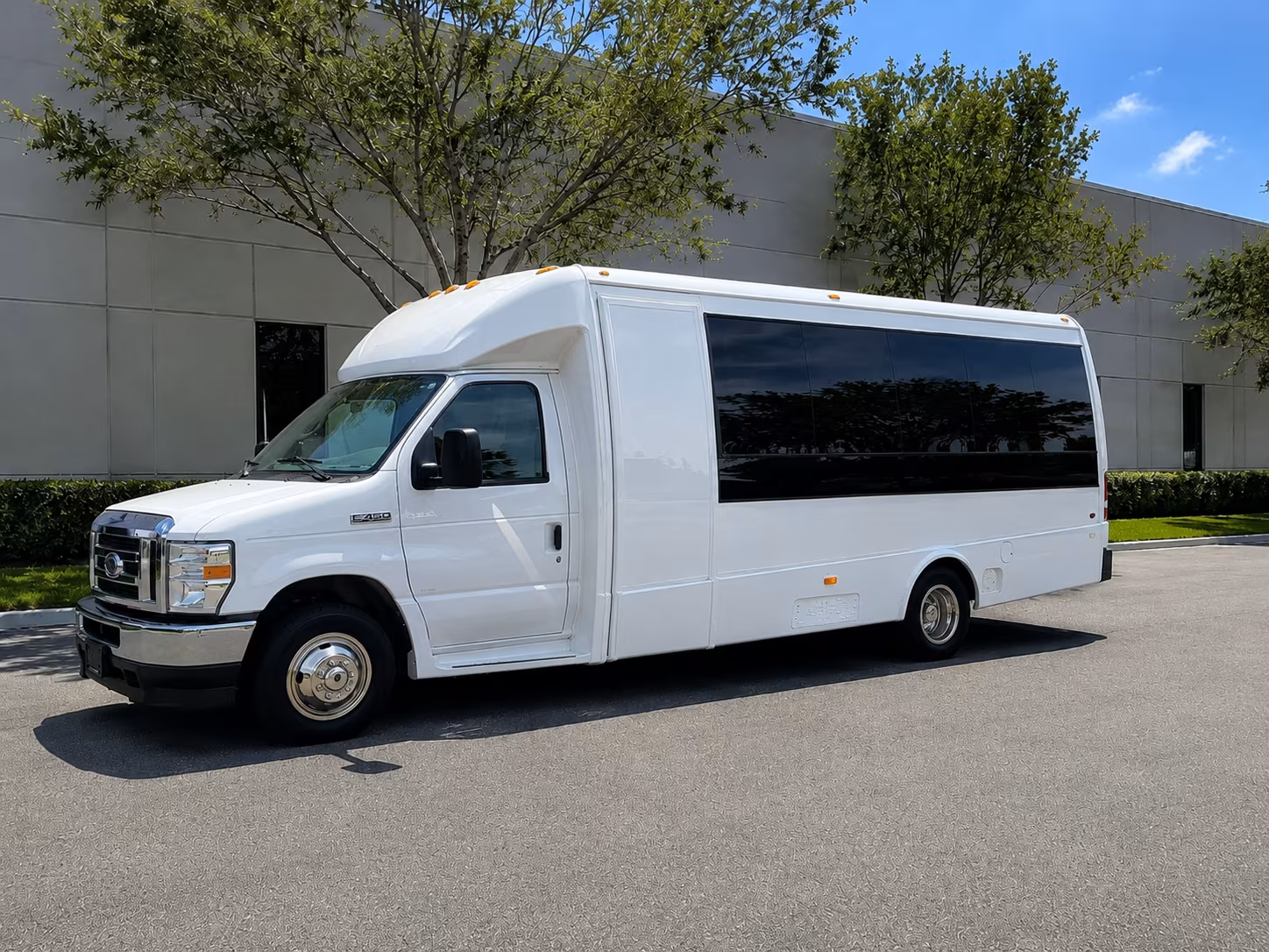 bowling green sporting event transportation onboard seating