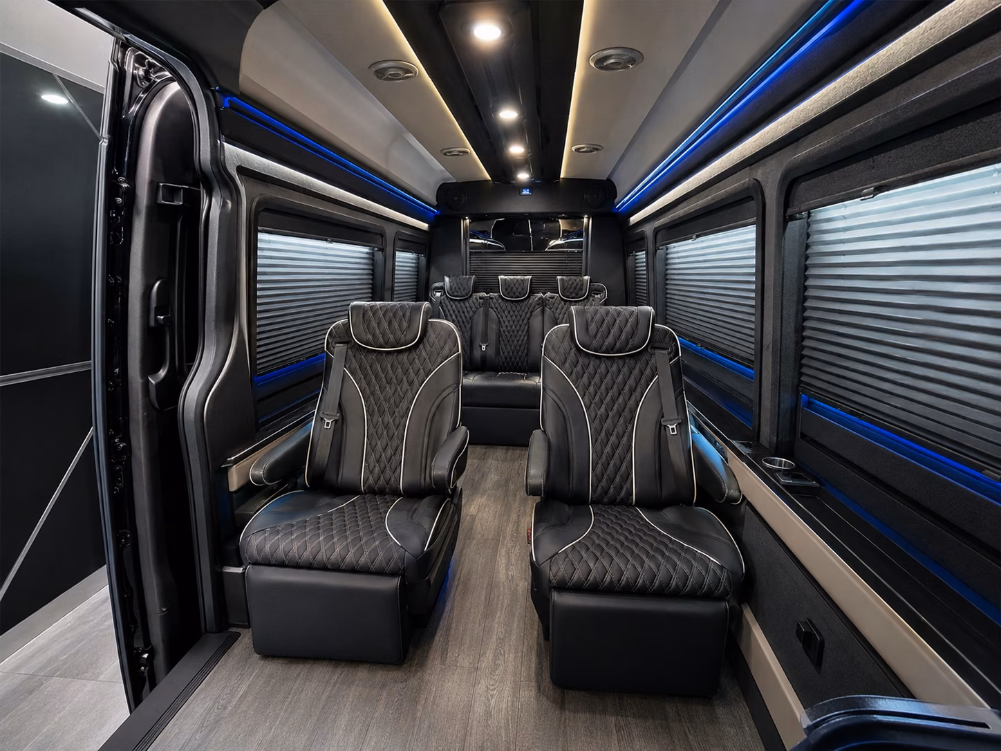 bowlinggreencharterbuscompany com can connect you to buses for corporate and corvette museum group transfers