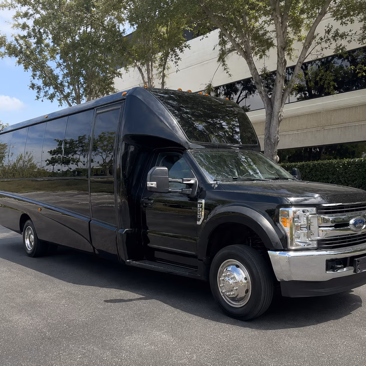 lexington fayette bus rentals