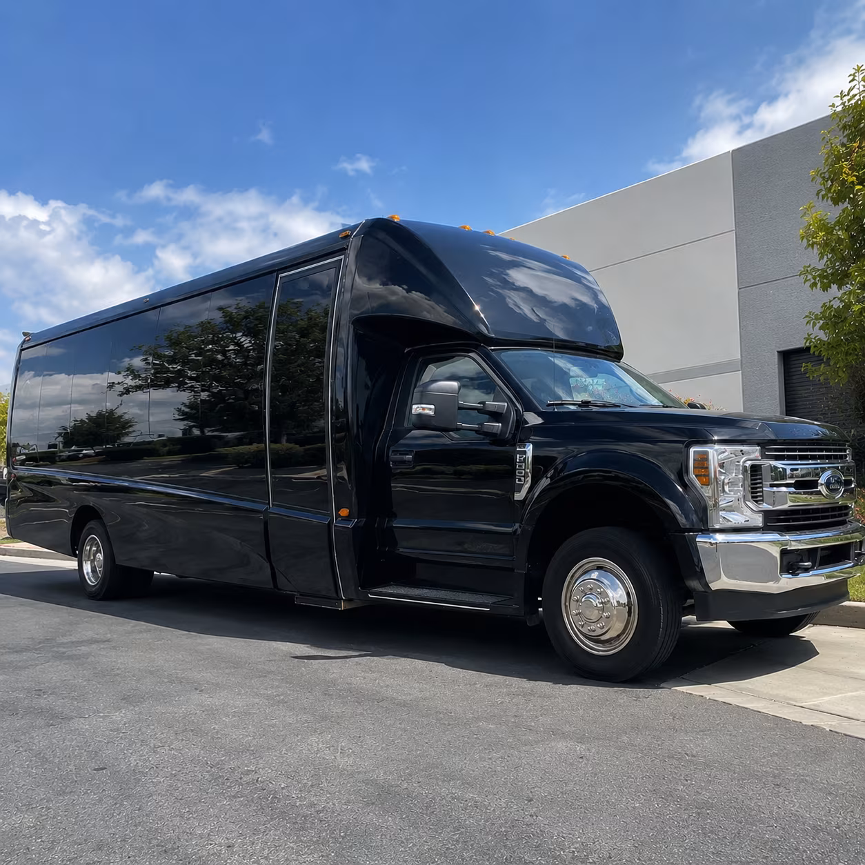nashville bus rentals
