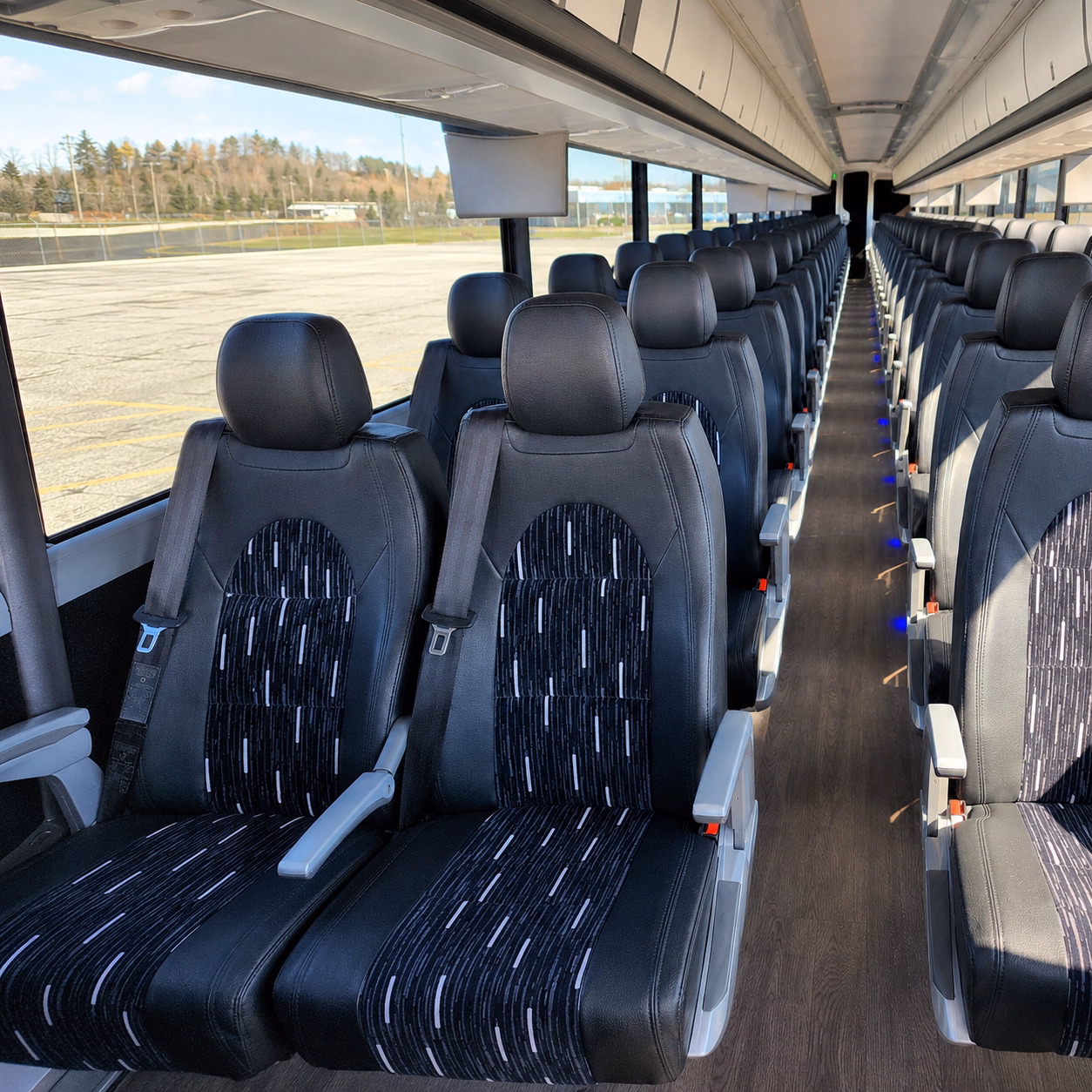 nashville day trip bus rentals from bowling green