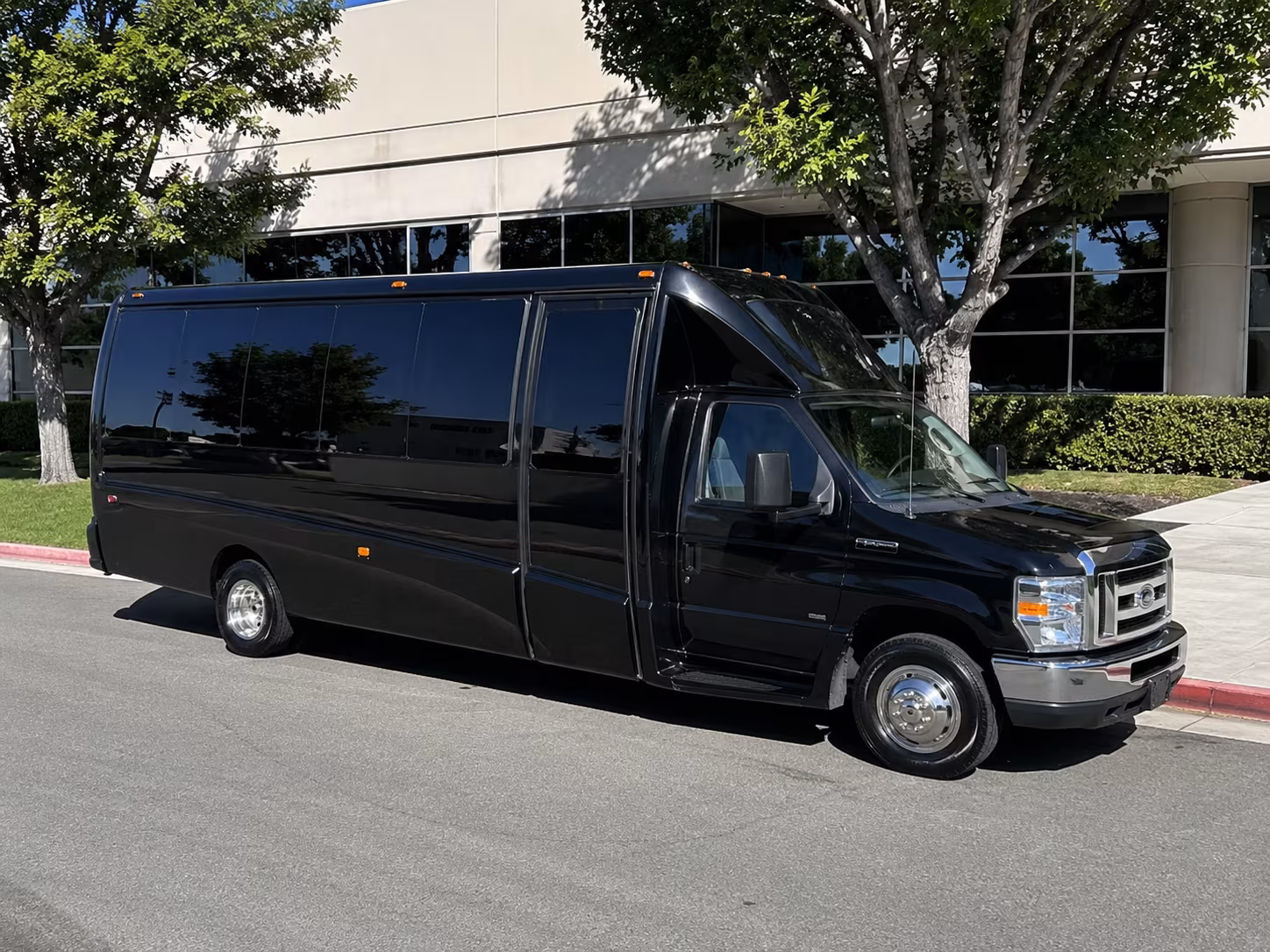 owensboro bus rentals