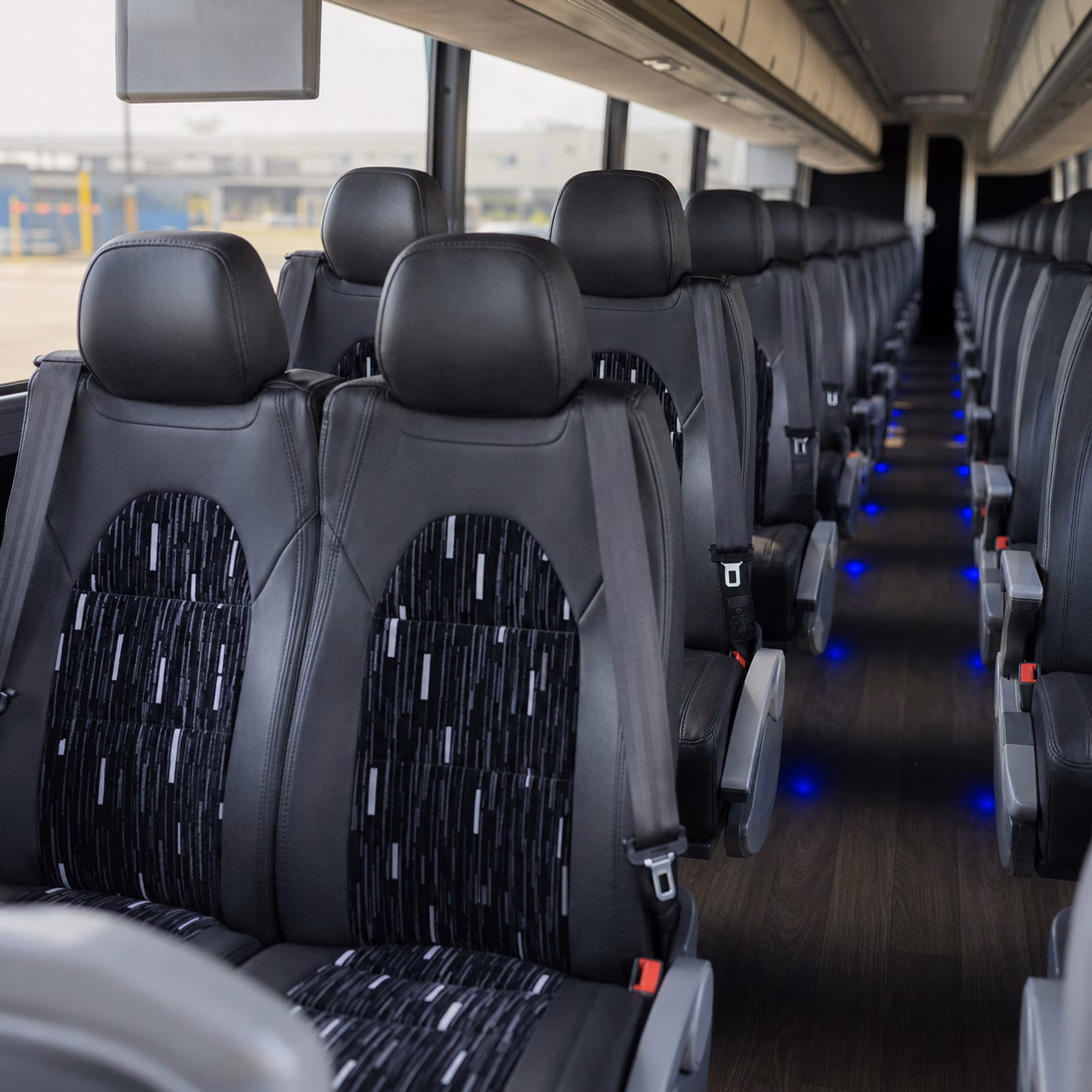 wku hilltopper game day bus rentals in bowling green