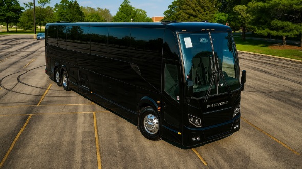bowling green vacation bus rentals for family trips
